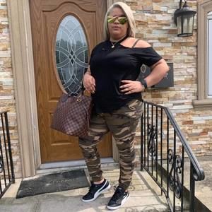 Meet your Posher, Maria